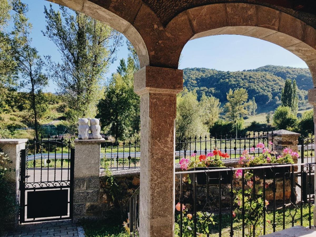 El Puente Country house